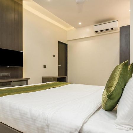 מומביי Hotel Oyster Suite Andheri West מראה חיצוני תמונה