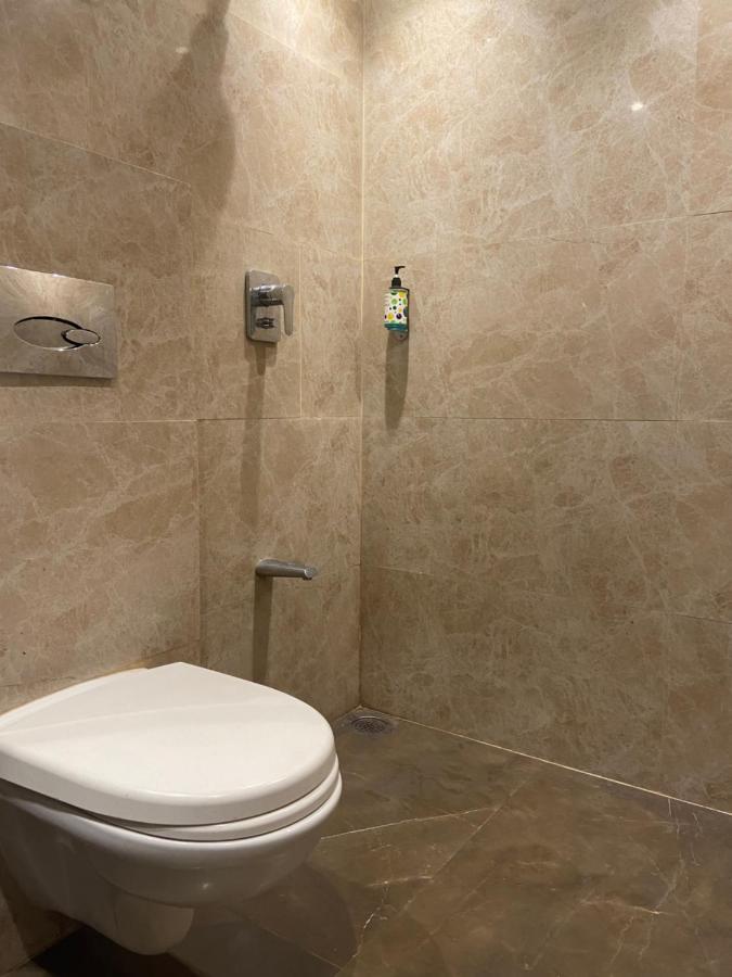 מומביי Hotel Oyster Suite Andheri West מראה חיצוני תמונה